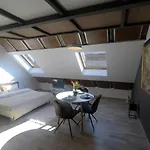 Daire Savoya Nr2 Loft Old Center Self Check-in Workspace *
